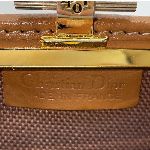 Christian Dior Honeycomb Pattern Clasp PVC Leather Beige Coin Purse - Picture 6 of 9